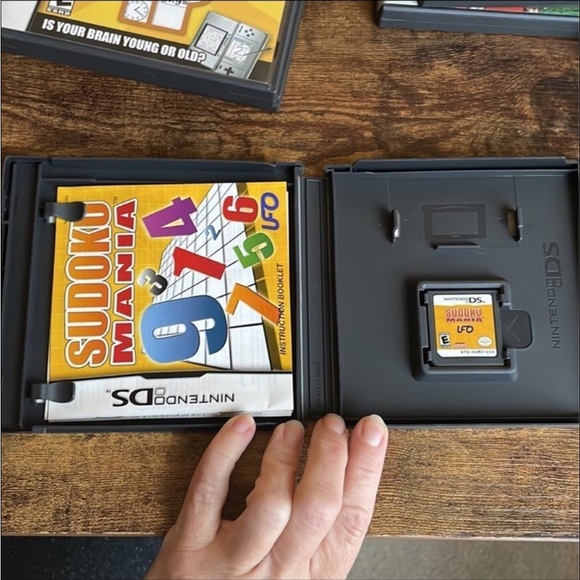 2 Nintendo DS Games- save 25% on this bundle - Picture 9 of 11